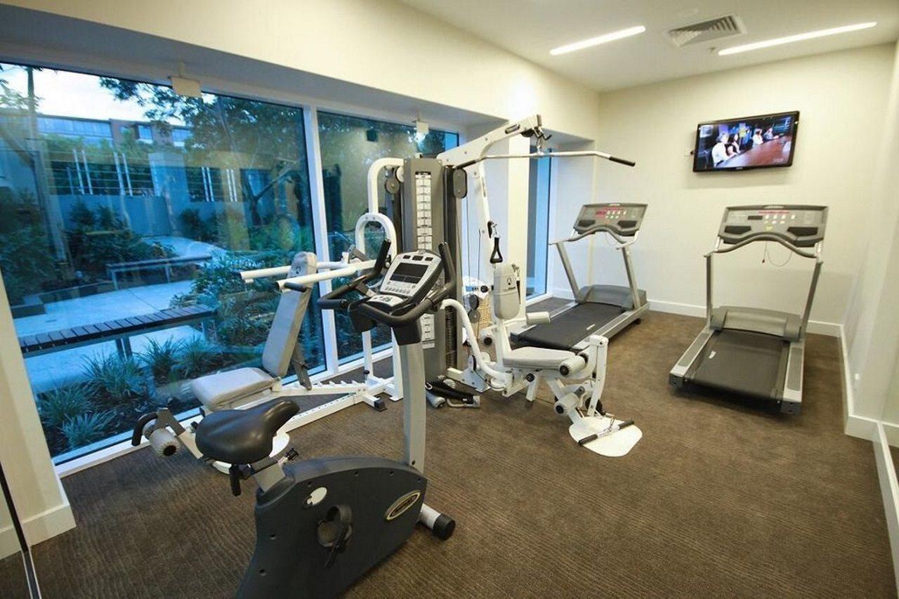 The Point Brisbane Hotel Zařízení fotografie A gym at a hotel